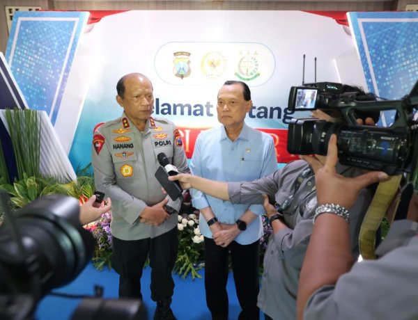Kapolda Jatim Tegaskan Komitmen Dukung Reformasi Polri